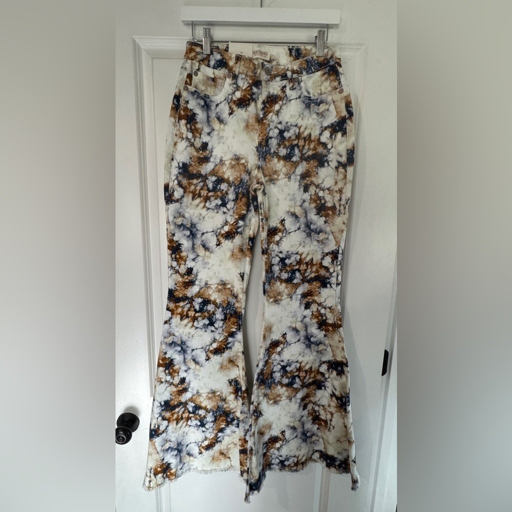 Shyanne High Rise Flare Pants  Rodeo- Desert boho Country festival vibes size 31